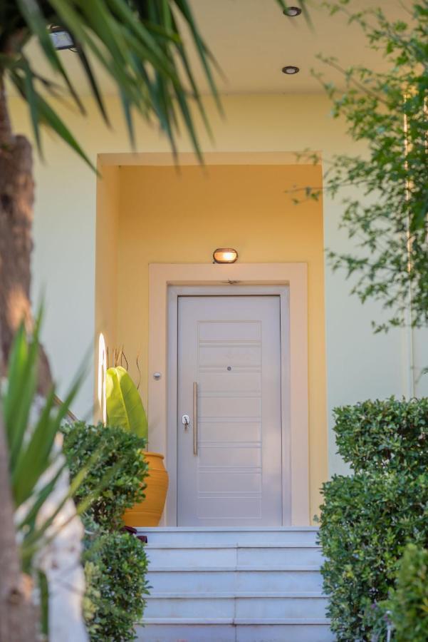 Θησέως Georgias.private paradise Lechaio Esterno foto